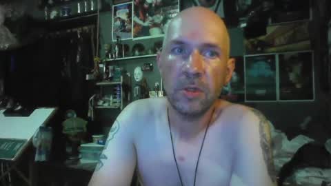 Snapshot of _longfellow chatting on 06-30-26, 04:08 That guy online show from 06-30-26, 04:08