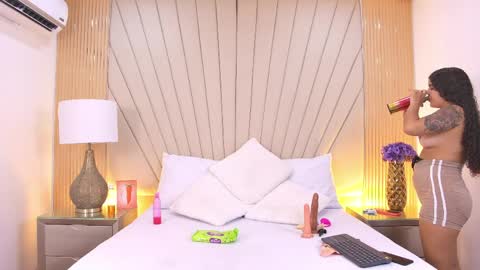 Luisa merrid online show from 04-07-26, 11:32