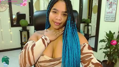 Hi guys I am Camila  online show from 10-21-25, 10:16