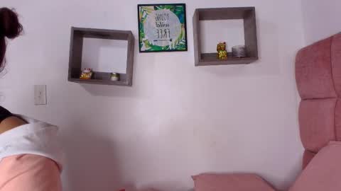 Lorrayne online show from 03-07-25, 11:51