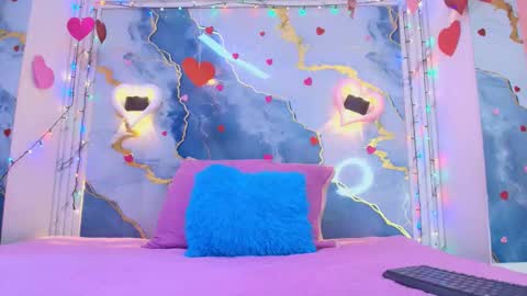 Snapshot of _lorrayne_ chatting on 02-27-26, 12:05 Lorrayne online show from 02-27-26, 12:05