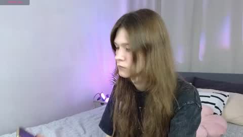 Snapshot of _lou1s_ chatting on 07-23-26, 03:10 _lou1s_ online show from 07-23-26, 03:10