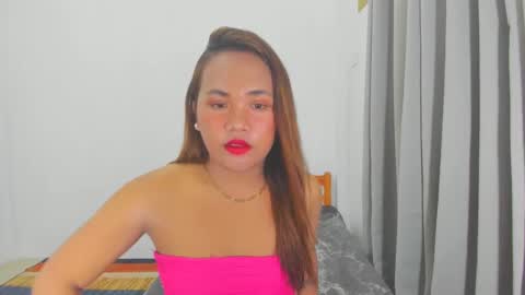 _lovelyyan69_ online show from 03-07-25, 06:54