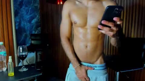 _luca_flame online show from 09-15-25, 03:06