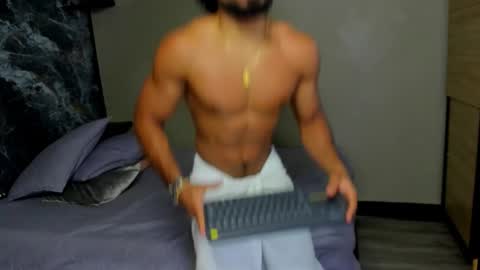 _luca_flame online show from 11-10-25, 09:58