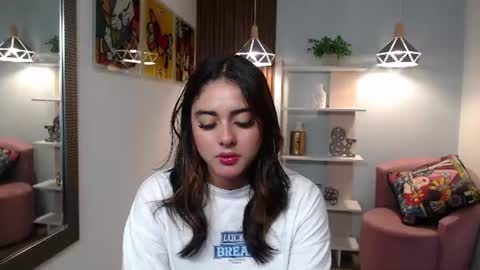 Snapshot of _lucy_grey chatting on 06-26-26, 11:14 Lucy online show from 06-26-26, 11:14