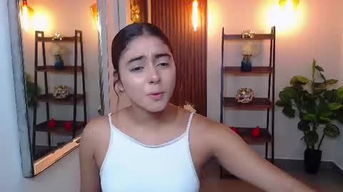 Snapshot of _lucy_grey chatting on 07-03-26, 12:44 Lucy online show from 07-03-26, 12:44