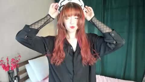 Snapshot of _lucystars chatting on 10-22-25, 01:33 _lucystars online show from 10-22-25, 01:33