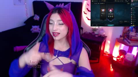 Snapshot of _lucyx__ chatting on 02-05-25, 09:29 Queen. Help me reach 100 thumbs up online show from 02-05-25, 09:29