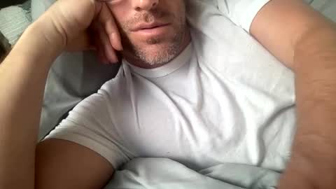 Snapshot of _lululeo_ chatting on 05-09-26, 01:33 _lululeo_ online show from 05-09-26, 01:33