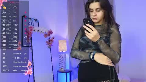 Snapshot of _luminika chatting on 08-02-26, 04:05 Nika online show from 08-02-26, 04:05