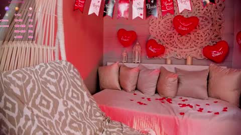  Luna  online show from 02-14-25, 02:02