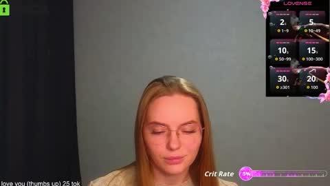 Snapshot of _lysafeta_ chatting on 11-15-25, 11:29 Welcome guys Pleasure to see you all here My name is Lysafeta and MichaelaTip menu is active Private is open online show from 11-15-25, 11:29