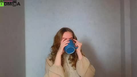 Snapshot of _lysafeta_ chatting on 02-26-26, 06:34 Welcome guys Pleasure to see you all here My name is Lysafeta and MichaelaTip menu is active Private is open online show from 02-26-26, 06:34