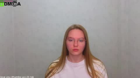 Snapshot of _lysafeta_ chatting on 05-25-26, 09:04 Welcome guys Pleasure to see you all here My name is Lysafeta and MichaelaTip menu is active Private is open online show from 05-25-26, 09:04