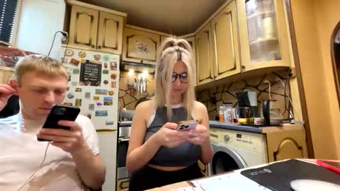 Snapshot of _magic_kis chatting on 04-07-26, 07:09 _magic_kis online show from 04-07-26, 07:09