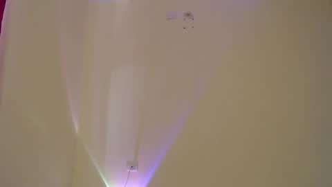 Maia online show from 02-12-25, 01:37