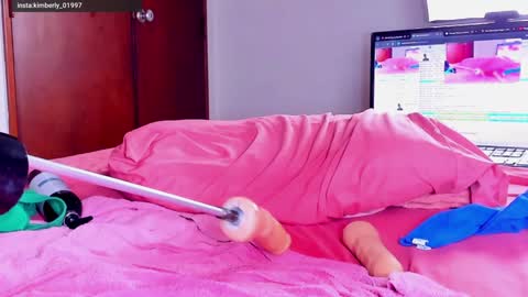 Snapshot of _mandyrose_ chatting on 01-15-25, 06:43 Mandy online show from 01-15-25, 06:43