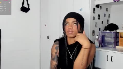 MARCELA online show from 02-17-25, 06:31