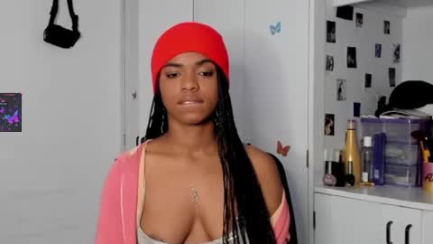 MARCELA online show from 02-19-25, 05:16