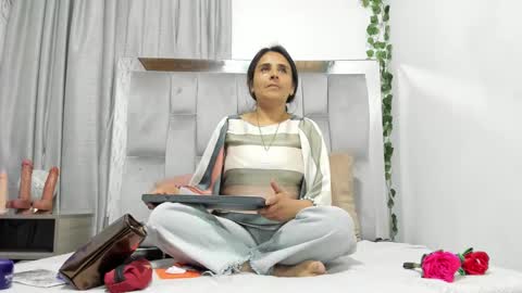 _marcela__ online show from 02-06-25, 12:26