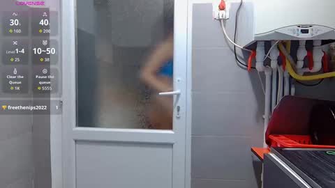  Mari  online show from 10-24-25, 04:42