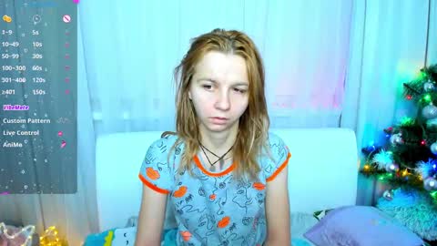 Snapshot of _mari_so chatting on 01-14-25, 02:08 Scarlett online show from 01-14-25, 02:08