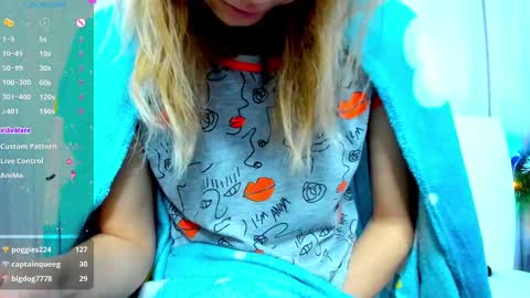 Snapshot of _mari_so chatting on 01-17-25, 04:49 Scarlett online show from 01-17-25, 04:49