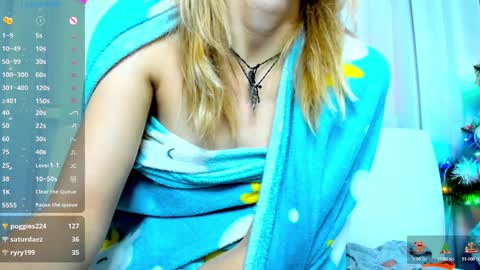 Snapshot of _mari_so chatting on 01-17-25, 07:51 Scarlett online show from 01-17-25, 07:51