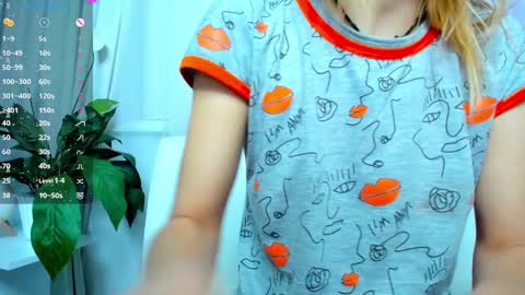 Snapshot of _mari_so chatting on 02-01-25, 05:07 Scarlett online show from 02-01-25, 05:07