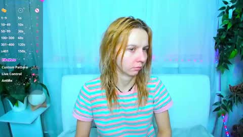 Snapshot of _mari_so chatting on 02-17-25, 12:43 Scarlett online show from 02-17-25, 12:43