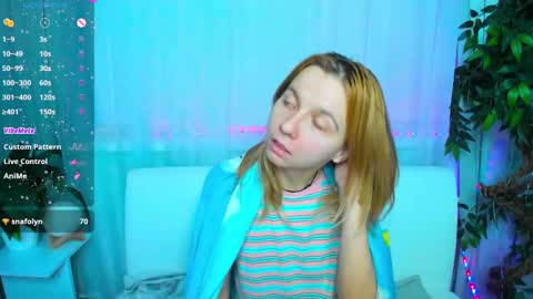 Snapshot of _mari_so chatting on 02-19-25, 01:51 Scarlett online show from 02-19-25, 01:51