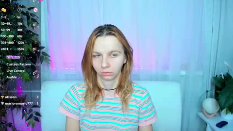 Snapshot of _mari_so chatting on 02-28-25, 02:09 Scarlett online show from 02-28-25, 02:09