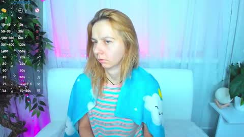 Snapshot of _mari_so chatting on 03-01-25, 02:15 Scarlett online show from 03-01-25, 02:15