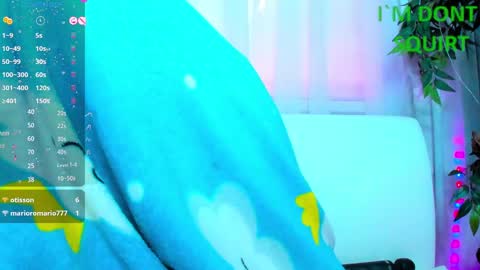 Snapshot of _mari_so chatting on 03-08-25, 05:59 Scarlett online show from 03-08-25, 05:59