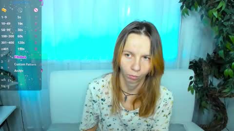 Snapshot of _mari_so chatting on 09-13-25, 05:29 Scarlett online show from 09-13-25, 05:29
