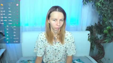 Snapshot of _mari_so chatting on 09-18-25, 05:42 Scarlett online show from 09-18-25, 05:42