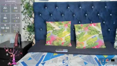 Snapshot of _maria_foxx_ chatting on 11-18-25, 10:25 Maria online show from 11-18-25, 10:25