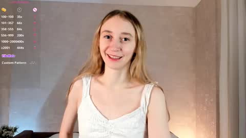  Gwen  online show from 11-09-25, 03:38