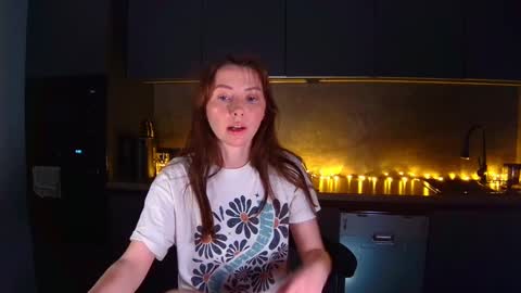 Snapshot of _mary_chili chatting on 12-04-24, 11:57 _mary_chili online show from 12-04-24, 11:57