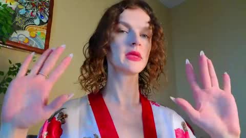 Snapshot of _masterpiece__ chatting on 05-31-26, 03:26 Sophia online show from 05-31-26, 03:26