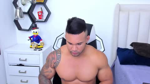 _matthew_santos_ online show from 01-20-25, 10:59