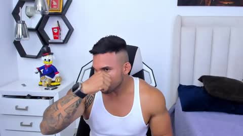 _matthew_santos_ online show from 01-21-25, 02:33