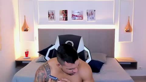 Snapshot of _matthew_santos_ chatting on 06-25-26, 01:38 _matthew_santos_ online show from 06-25-26, 01:38