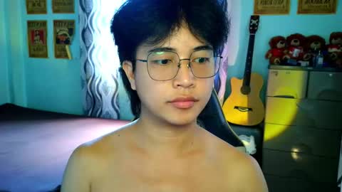 MAX Dont forget to follow online show from 12-21-25, 03:46