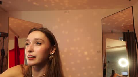 Snapshot of _meganmeow_ chatting on 12-06-24, 06:48 Saturday - start 2030-2130 GMT online show from 12-06-24, 06:48