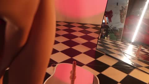 Snapshot of _meganmeow_ chatting on 01-16-25, 05:21 Saturday - start 2030-2130 GMT online show from 01-16-25, 05:21