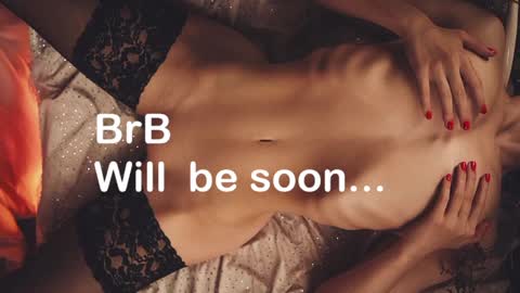 Snapshot of _meganmeow_ chatting on 02-05-25, 01:26 Saturday - start 2030-2130 GMT online show from 02-05-25, 01:26