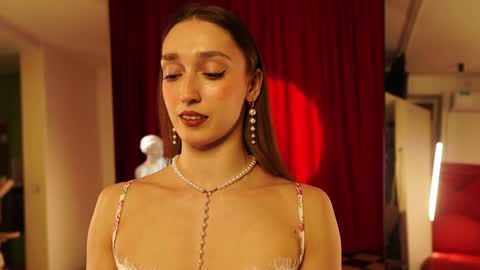 Snapshot of _meganmeow_ chatting on 03-08-25, 10:02 Saturday - start 2030-2130 GMT online show from 03-08-25, 10:02