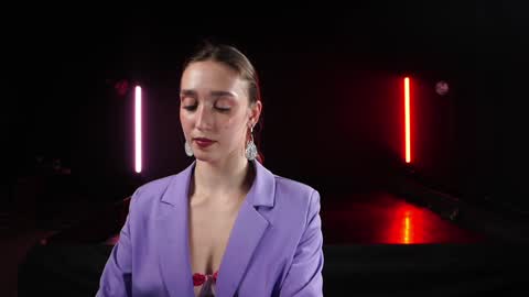 Snapshot of _meganmeow_ chatting on 10-08-25, 06:05 Saturday - start 2030-2130 GMT online show from 10-08-25, 06:05